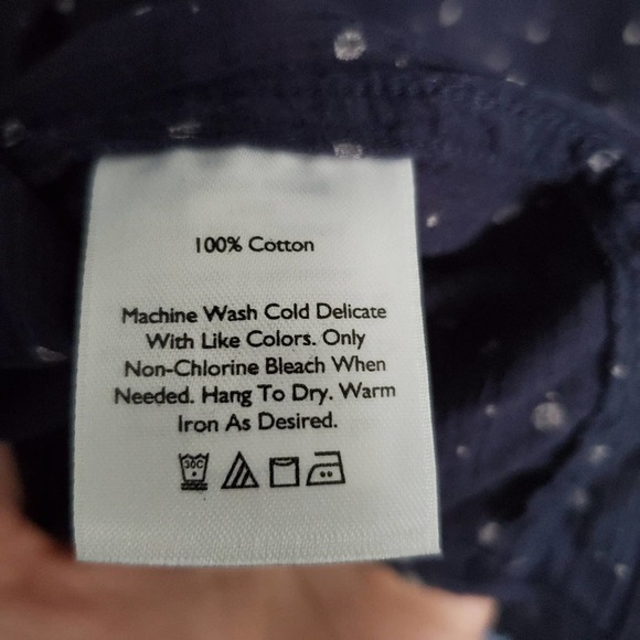 Eddie Bauer Button Down Top Navy Size Small - Picture 6 of 8